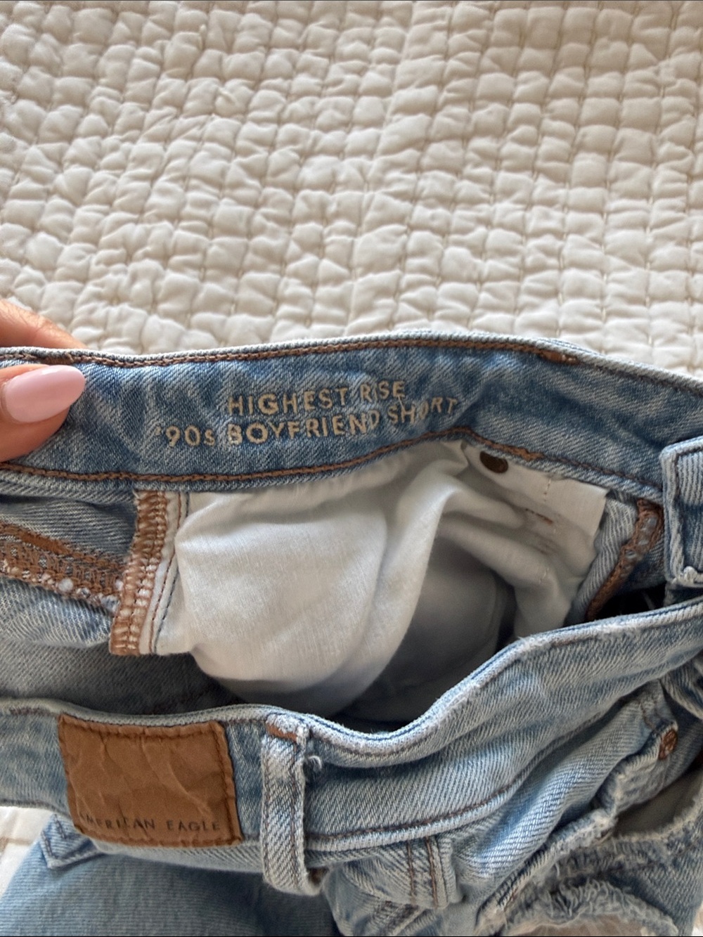 American Eagle highest rise 90s boyfriend short - Picture 3 of 4